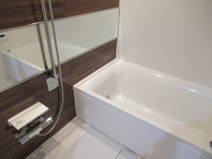 バス・シャワールーム　※仕様が異なる場合がございます