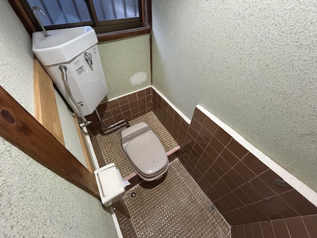 トイレ　洋式風トイレ