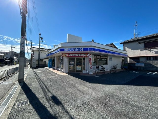 コンビニ　ローソン池田くれは店（コンビニ）まで227m