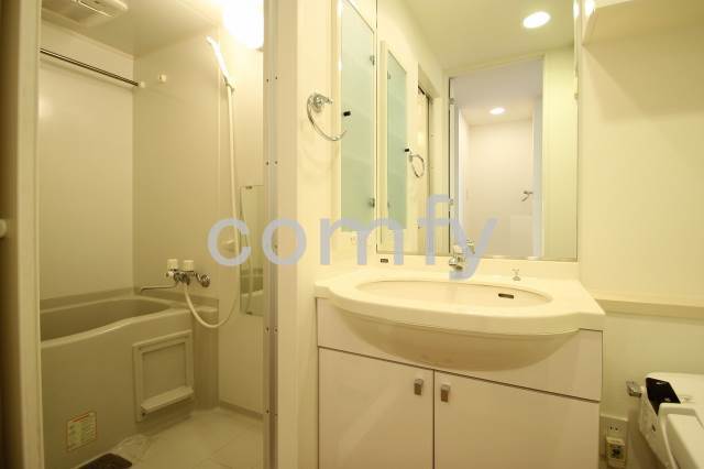 洗面設備　独立洗面台