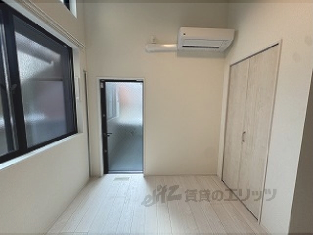 居室・リビング　洋室