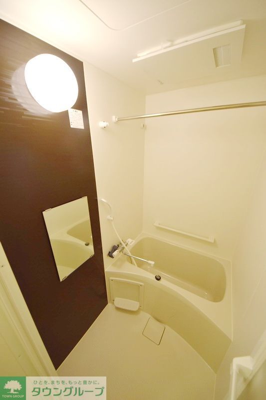 バス・シャワールーム　洗面