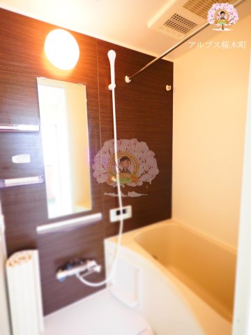 バス・シャワールーム　同一仕様