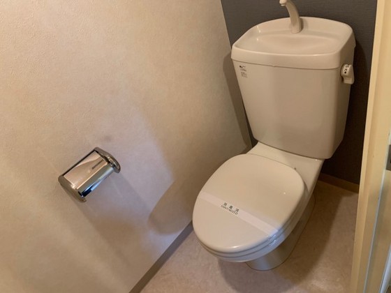 トイレ　※別部屋の写真です