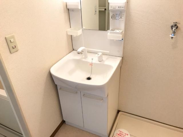 洗面設備　洗髪洗面化粧台