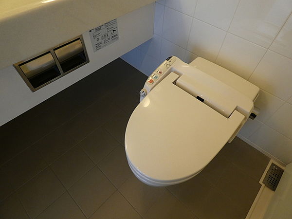 トイレ　別部屋参考写真