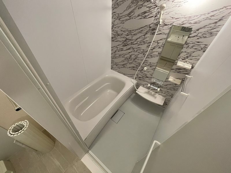 バス・シャワールーム　別部屋参考になります。