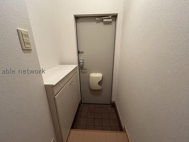 玄関　※201号室参照