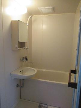 バス・シャワールーム　バス