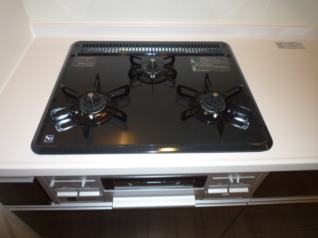 その他　３口コンロでグリル付で料理好きのあなたに最適