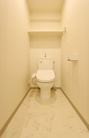 トイレ　清潔感のあるトイレですね