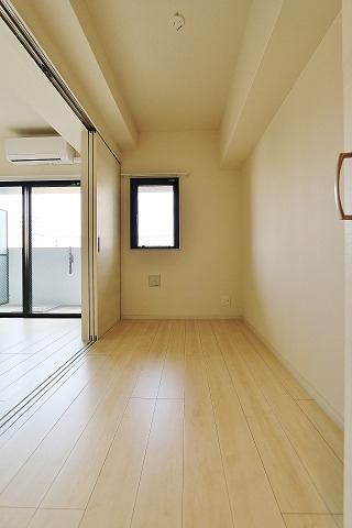 その他共有部分　寝室にピッタリの洋室です