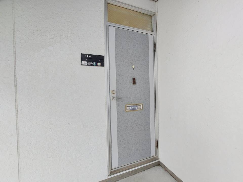 エントランス　アプローチ