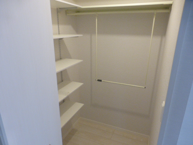 収納　大容量収納　ウォークインクローゼット付