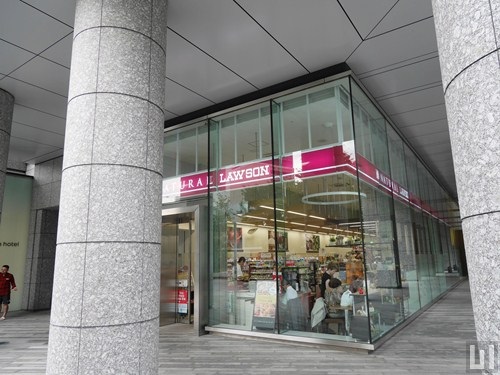 コンビニ　ナチュラルローソン NL銀座三井ビル店（コンビニ）まで127m