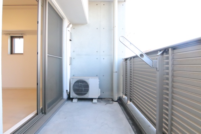 バルコニー　※別室の参考写真の為、現況優先です。