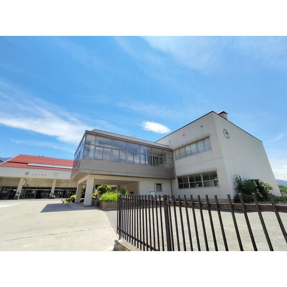 小学校　坂城町立南条小学校（小学校）まで356m