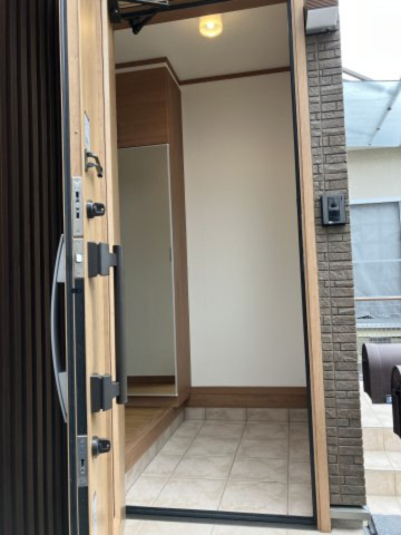 玄関　きれいな玄関です