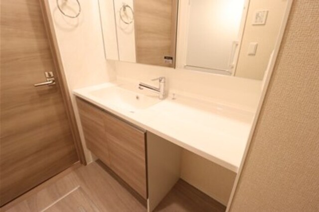 洗面設備　洗髪洗面化粧台