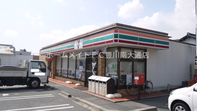 コンビニ　セブンイレブン豊橋忠興店（コンビニ）まで320m