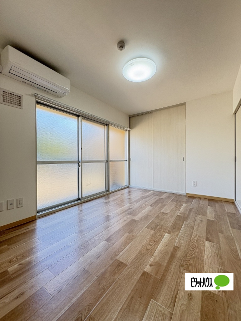 居室・リビング　１０３