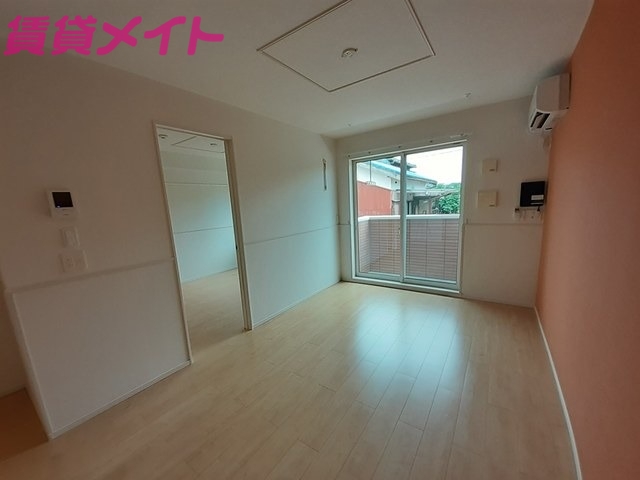 居室・リビング　同型タイプ画像