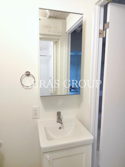 洗面設備　同仕様