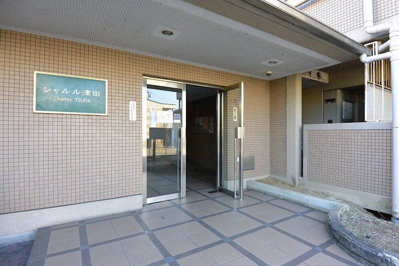 エントランス　エントランスホール