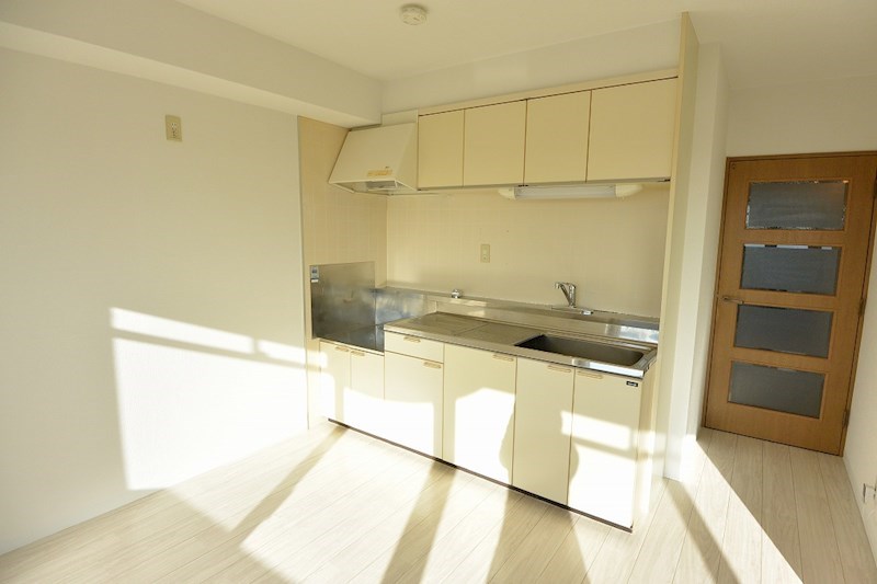 キッチン　2口ガスコンロ設置可能