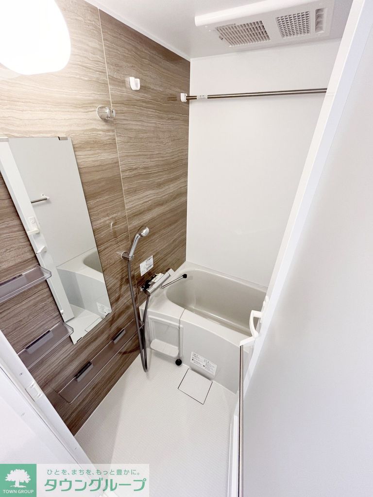 バス・シャワールーム　★タウンハウジング目黒店取り扱い物件★