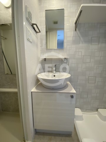 洗面設備　エスリード大阪フェリス　独立洗面台