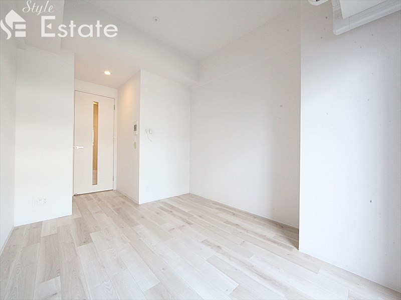 居室・リビング　内装