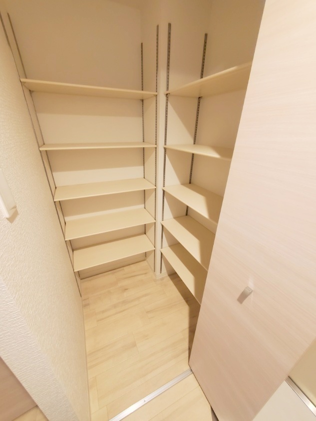 玄関　広い玄関収納☆