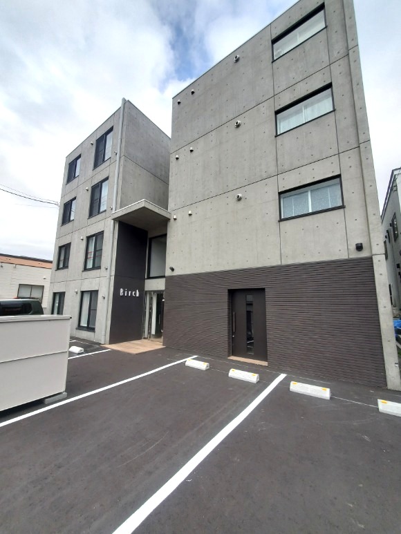 建物外観　地下鉄東西線　南郷１８丁目　徒歩10分