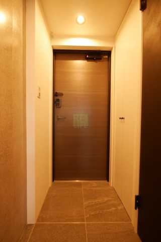 玄関　LEGALAND千石の玄関