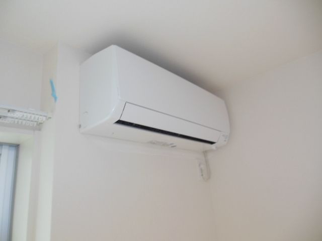 その他　★嬉しいエアコン付★