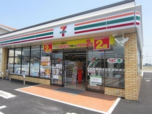 コンビニ　セブン-イレブン 藍住新居須店（コンビニ）まで740m