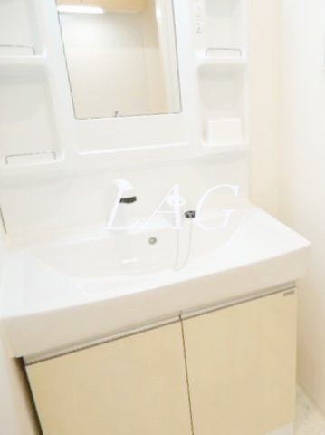 洗面設備　独立洗面台です。