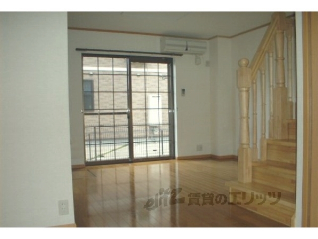 居室・リビング　リビング