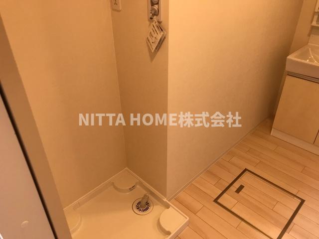その他設備　室内洗濯機置場も設置済み＊