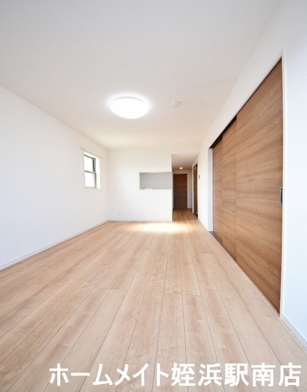 居室・リビング　★オールフローリングの２LDK♪★※別部屋参考写真