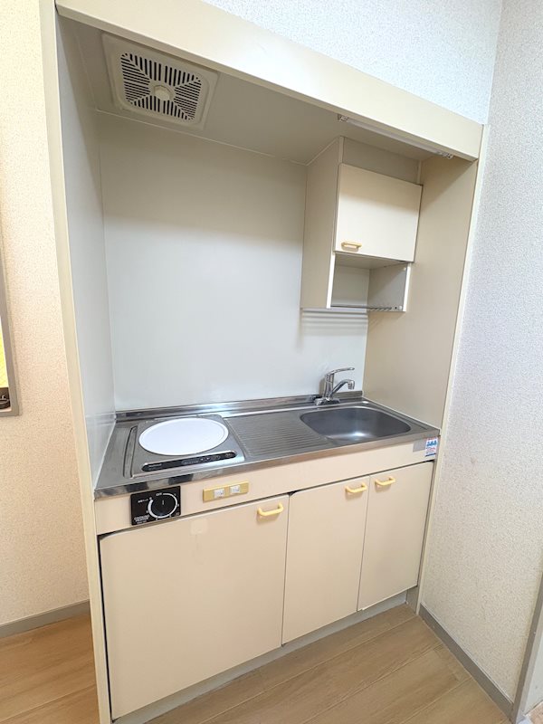 キッチン　IHクッキングヒーターでお手入れラクラク