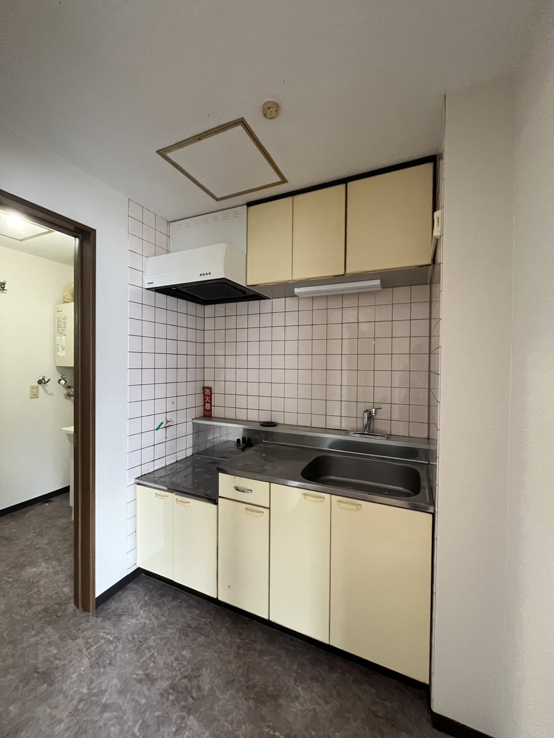 キッチン　※同じ間取りの他号室です