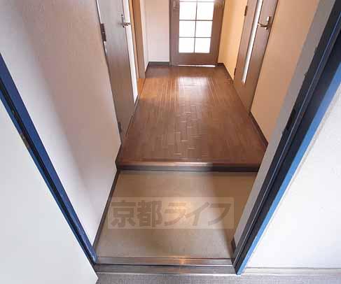 玄関　玄関です。
