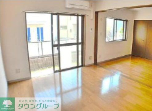 居室・リビング　※同建物別室施工例　現況優先