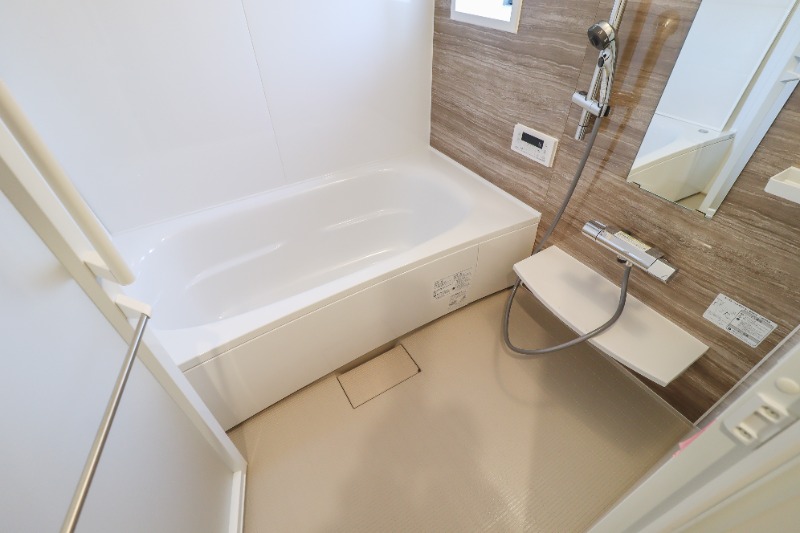 バス・シャワールーム　図面と現状に相違がある場合には現状を優先