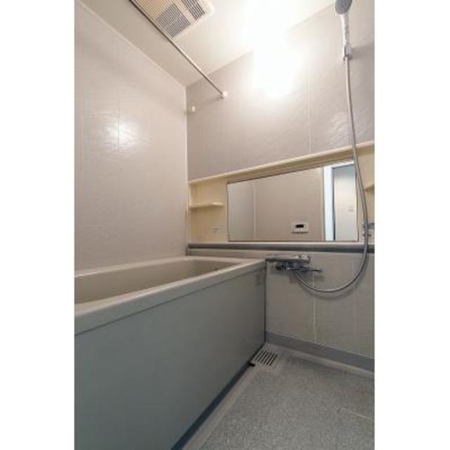 バス・シャワールーム　※写真は同タイプ住戸です。