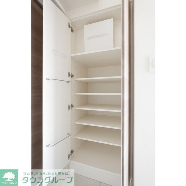 玄関　シューズボックス