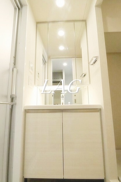 洗面設備　洗面台です。