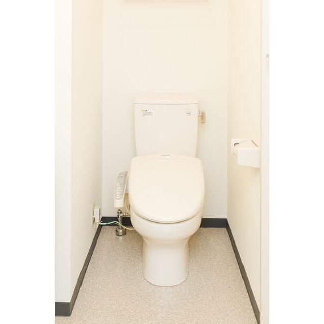 トイレ　別号室参考写真